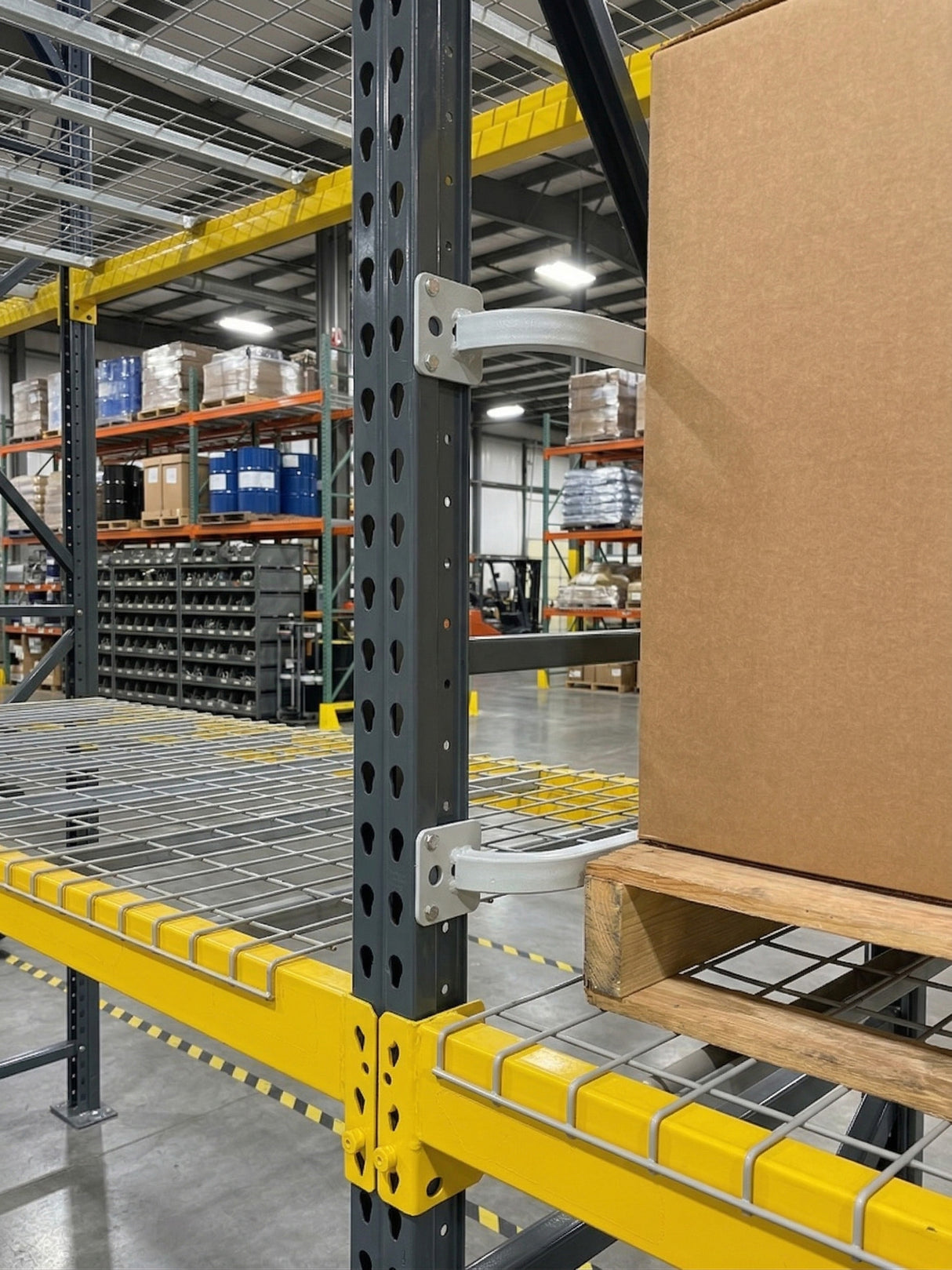 Pallet Rack U-Dividers – Transverse Flue Space Protectors