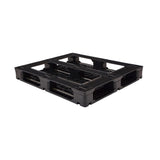 Underside of 48x40 five-runner heavy duty plastic pallet