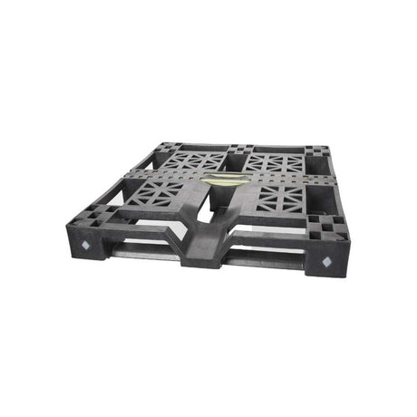 48x40 IBC tote pallet with molded valve channel at the discharge edge
