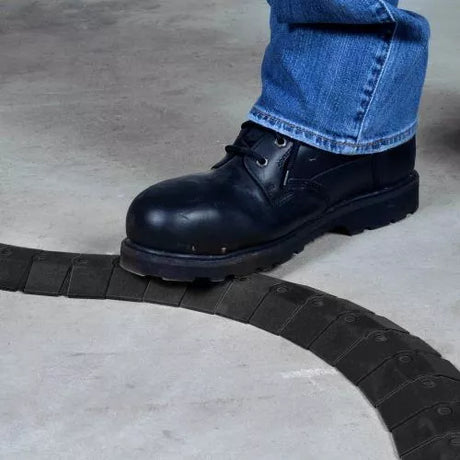 Ultra-Sidewinder Cable Protection System® 9